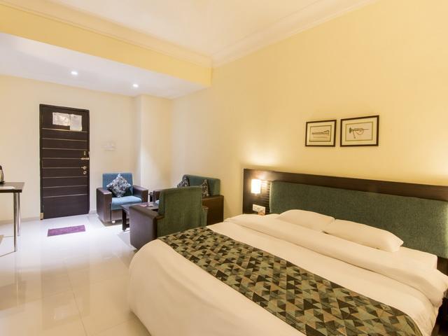 אחמדאבאד Hotel The Westend מראה חיצוני תמונה